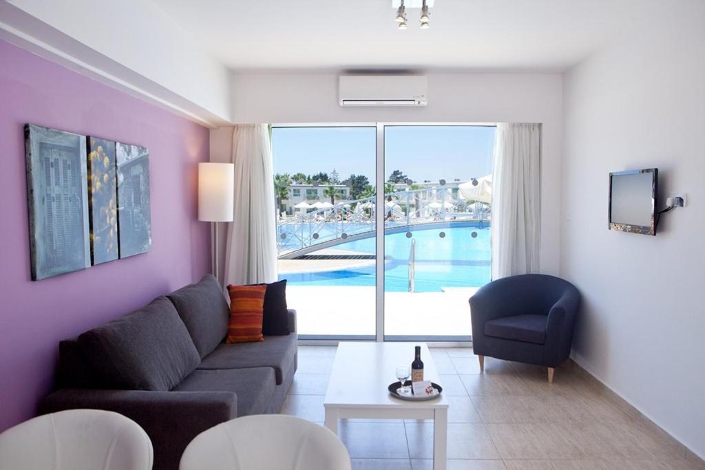Sunprime Ayia Napa Suites - Adults Only Exterior foto