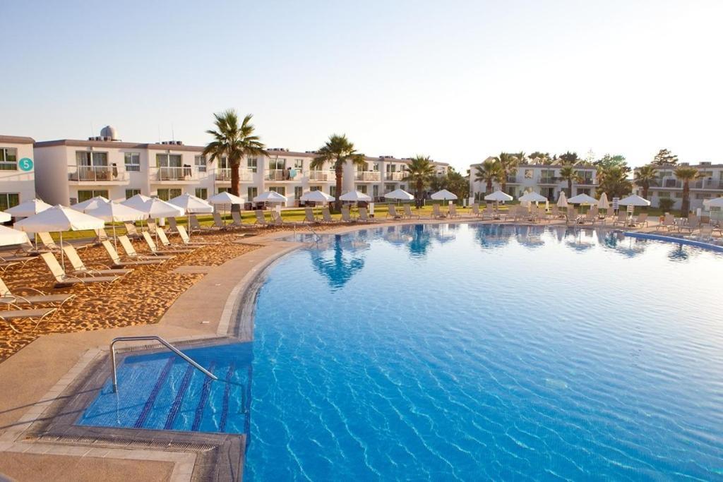 Sunprime Ayia Napa Suites - Adults Only Exterior foto